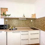 Apartmán Simcity I Square W Balcony 24 7 Self Check-in 1 Min Walk To Europa Shopping Mall
