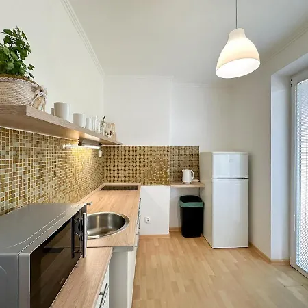 Simcity I Square W Balcony 24 7 Self Check-in 1 Min Walk To Europa Shopping Mall Lejlighed